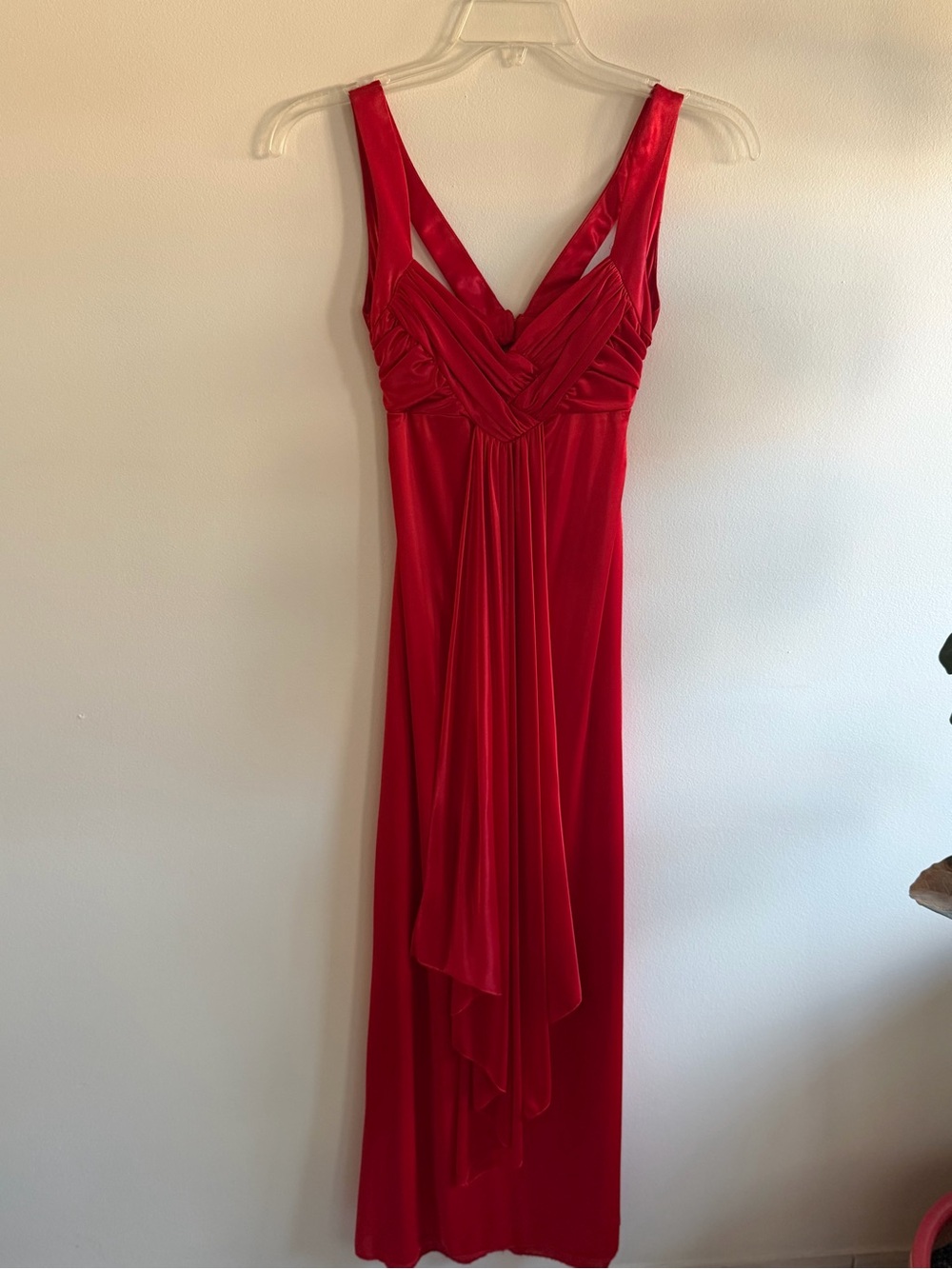 B Sexy Red Open-Back Maxi Dress | Ruched Bodice | Evening Glam